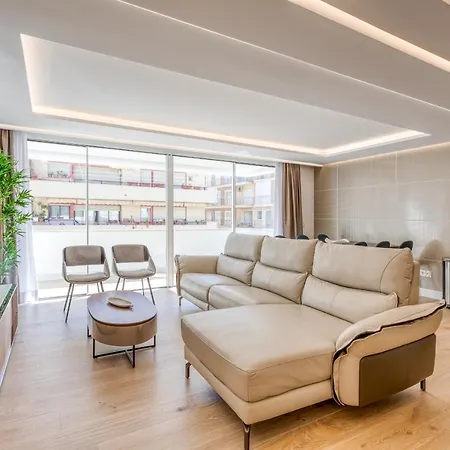 Hanami Real Center *