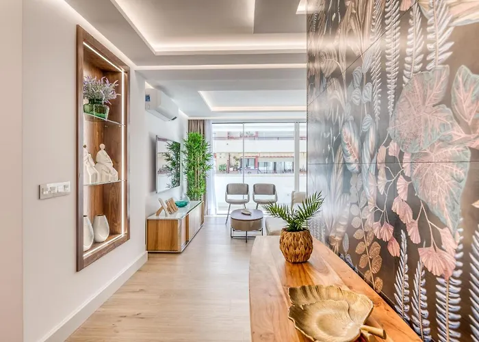 Hanami Real Center Apartment Estepona