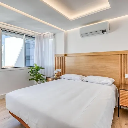 Hanami Real Center *