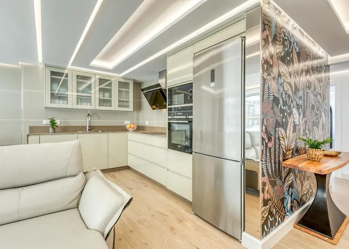 Hanami Real Center Estepona